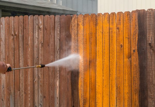 Fence Power Washing in Escondido