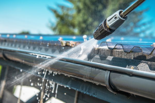 Gutter Pressure Washing in Escondido