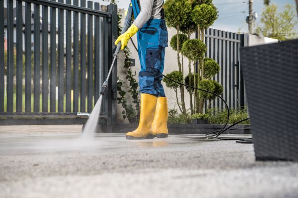 Driveway Power Washing in Escondido