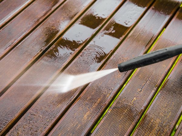 Deck Pressure Washing in Escondido