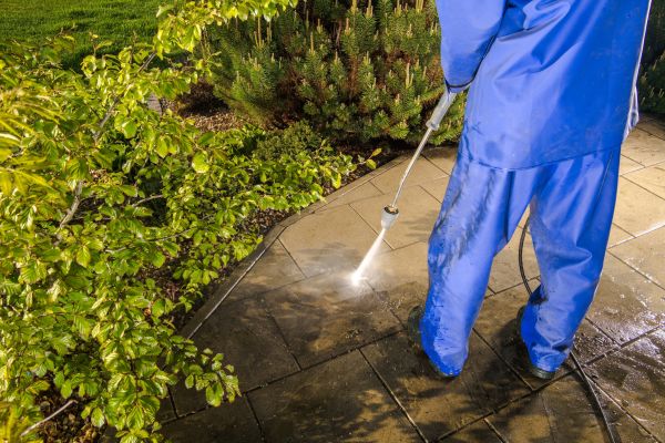 Cost of Hardscape Cleaning in Escondido