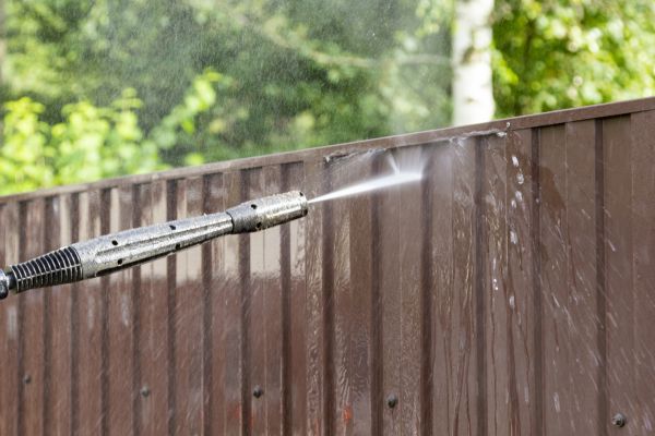 Vinyl Fence Cleaning in Escondido