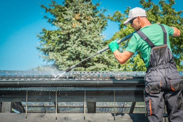 Gutter Power Washing in Escondido