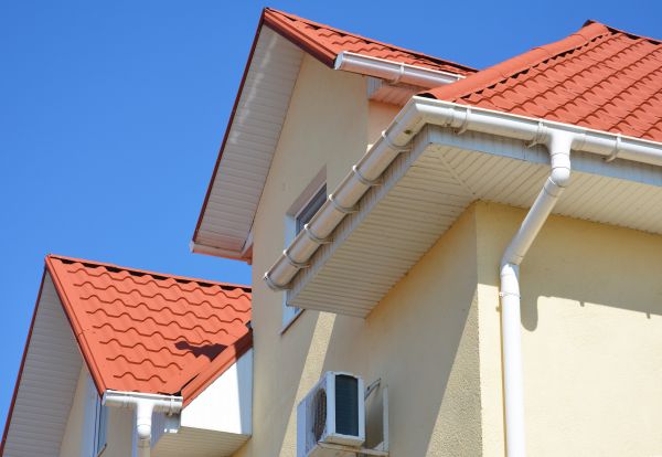 Cost of Soffit Cleaning in Escondido