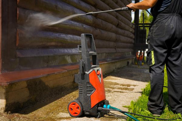 Cost of Wood House Exterior Cleaning in Escondido