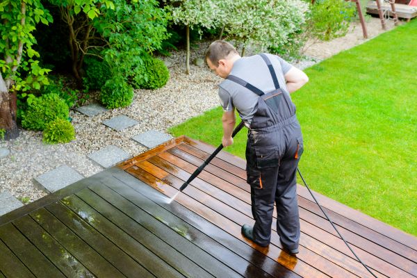 Cost of Deck And Patio Cleaning in Escondido