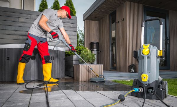 Cost of Concrete Patio Washing in Escondido