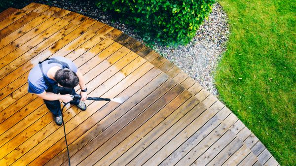 Deck Pressure Cleaning in Escondido