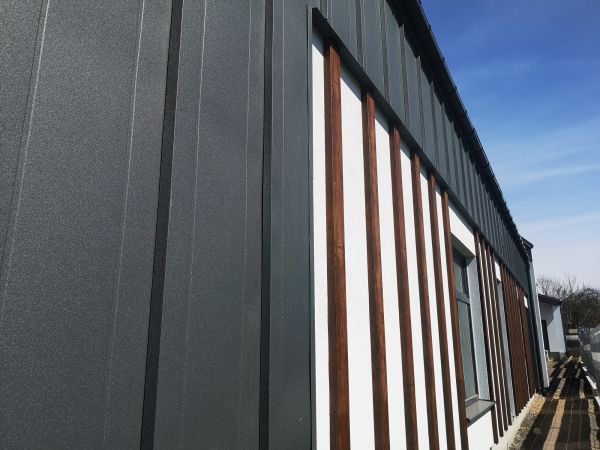 Aluminum Siding Power Washing in Escondido