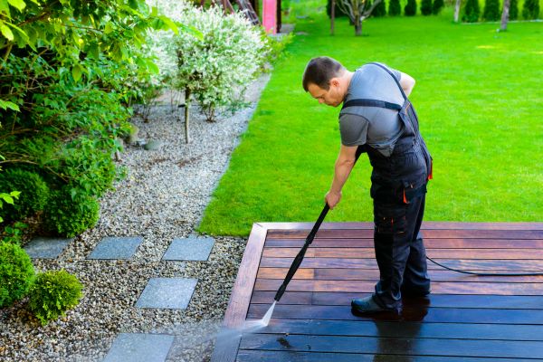 Terrace Washing in Escondido