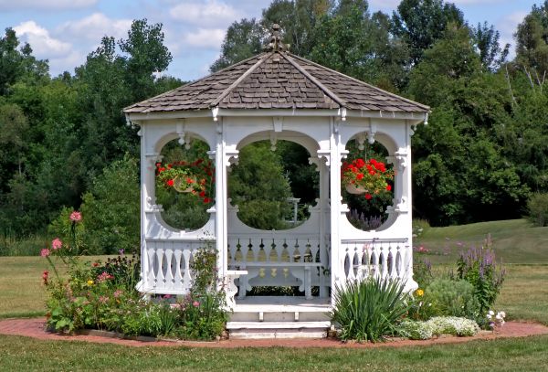 Gazebo Cleaning in Escondido