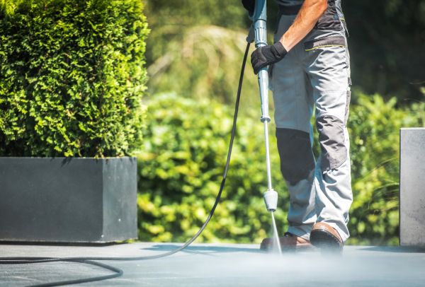Patio Concrete Cleaning in Escondido